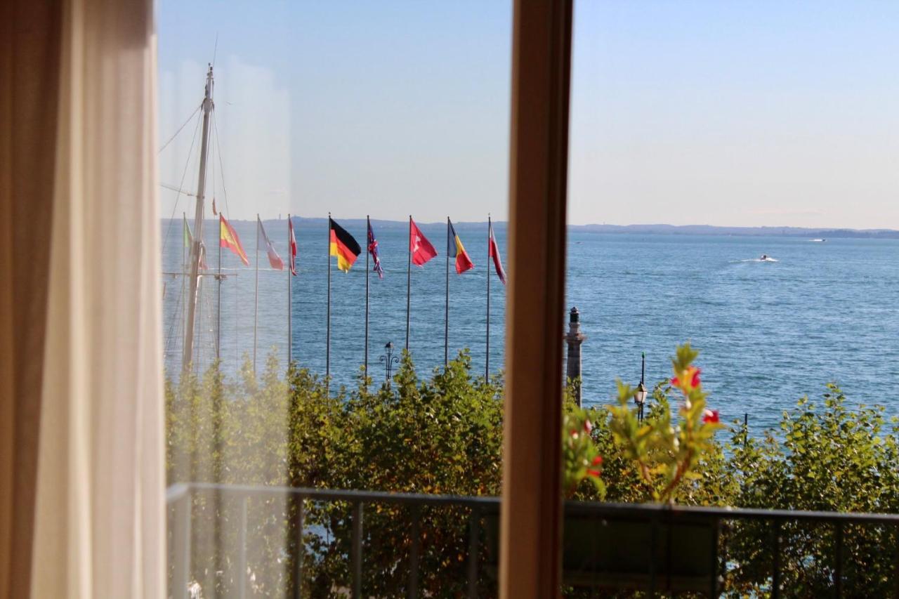 Hotel Tre Corone Garda  Buitenkant foto